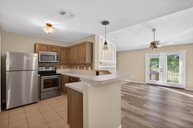 Photo 9 of 13727 Richmond Park Dr N unit 105, Jacksonville, FL 32224, photographed by Megapixeler