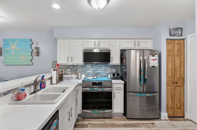 Photo 17 of 1505 Spindrift Cir W, Neptune Beach, FL 32266, photographed by Megapixeler