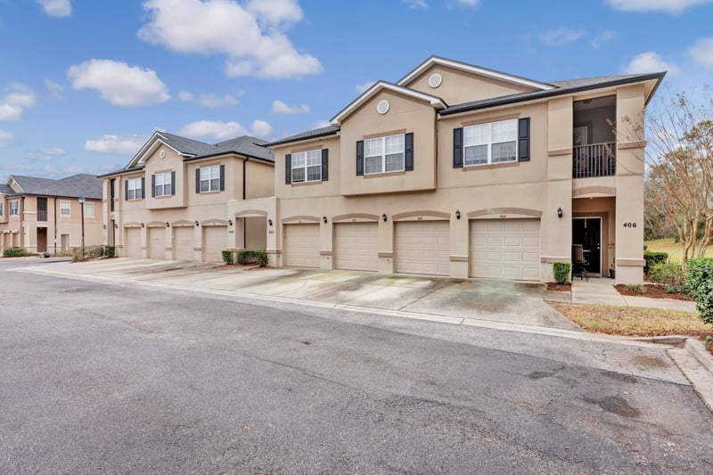 Photo 4 of 12301 Kernan Forest Blvd, Jacksonville, FL 32225, photographed by Megapixeler