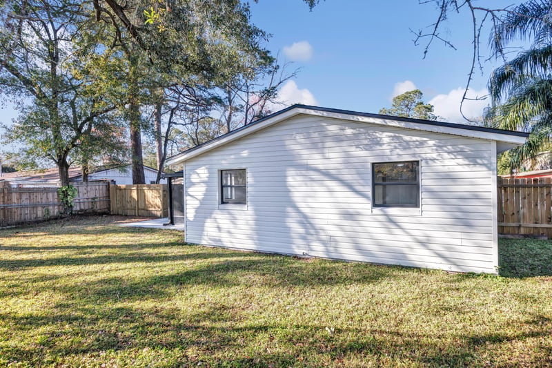 Photo 33 of 5548 Fargo Dr N, Jacksonville, FL 32207, photographed by Megapixeler