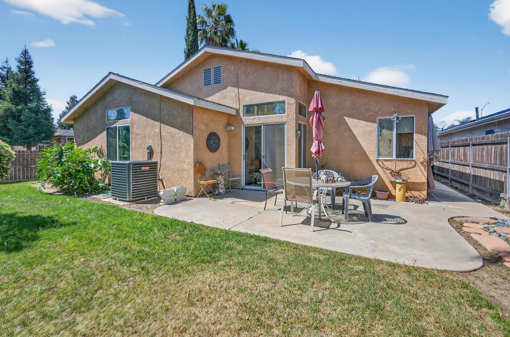 2335 Golden Ave, photo 17