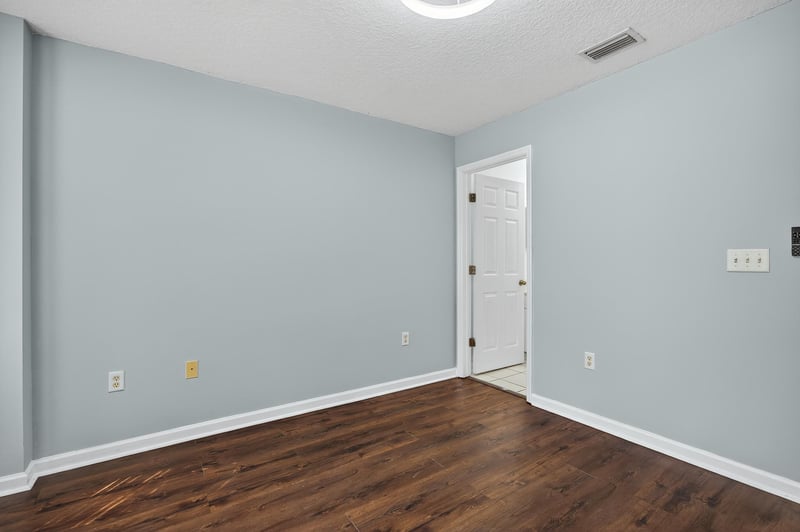 Photo 27 of 1472 Pitney Cir, Jacksonville, FL 32225, photographed by Megapixeler