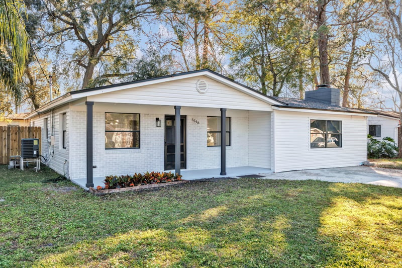 Photo 2 of 5548 Fargo Dr N, Jacksonville, FL 32207, photographed by Megapixeler