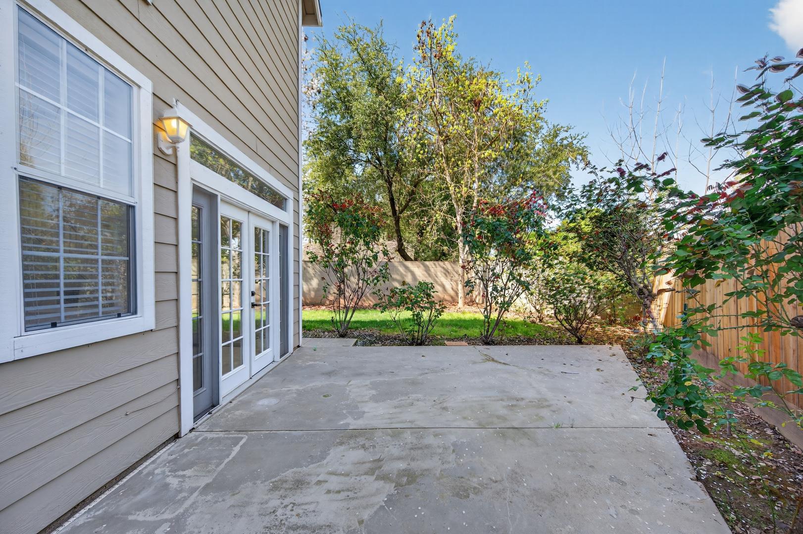 1079 E Monticello Cir, photo 60