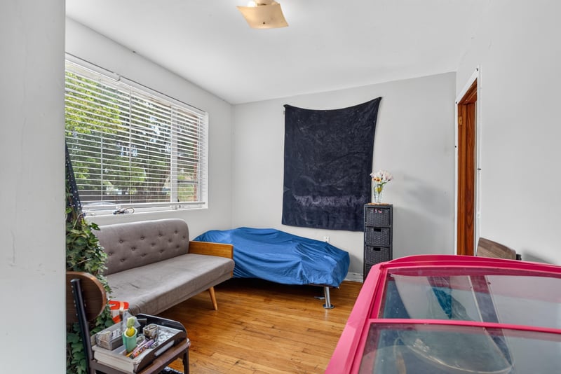 Bedroom used as sitting area at 450 E 46th St, Jacksonville, FL 32208
