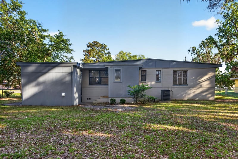 Photo 23 of 2143 Newberry Rd, Jacksonville, FL 32218, photographed by Megapixeler