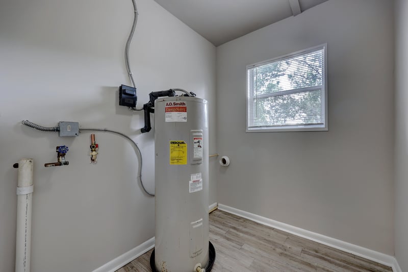 Laundry at 803 Barbados Rd, Jacksonville, FL 32216