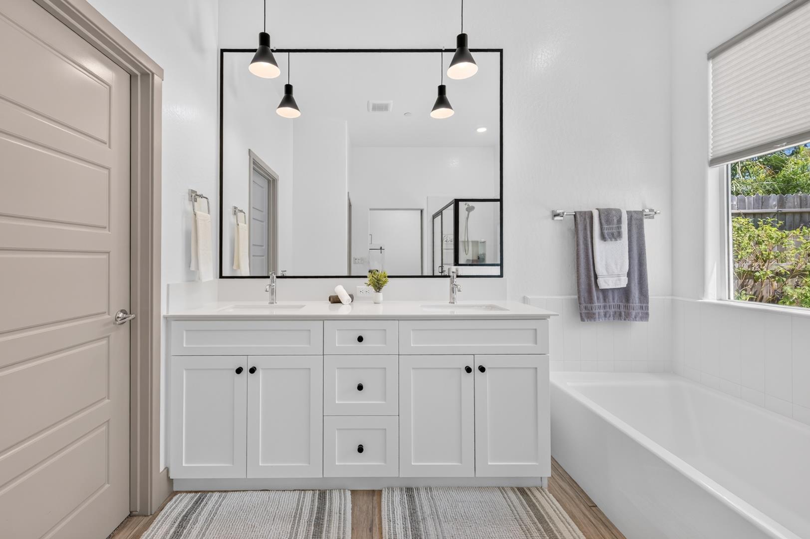 655 Huntington Ave, photo 22