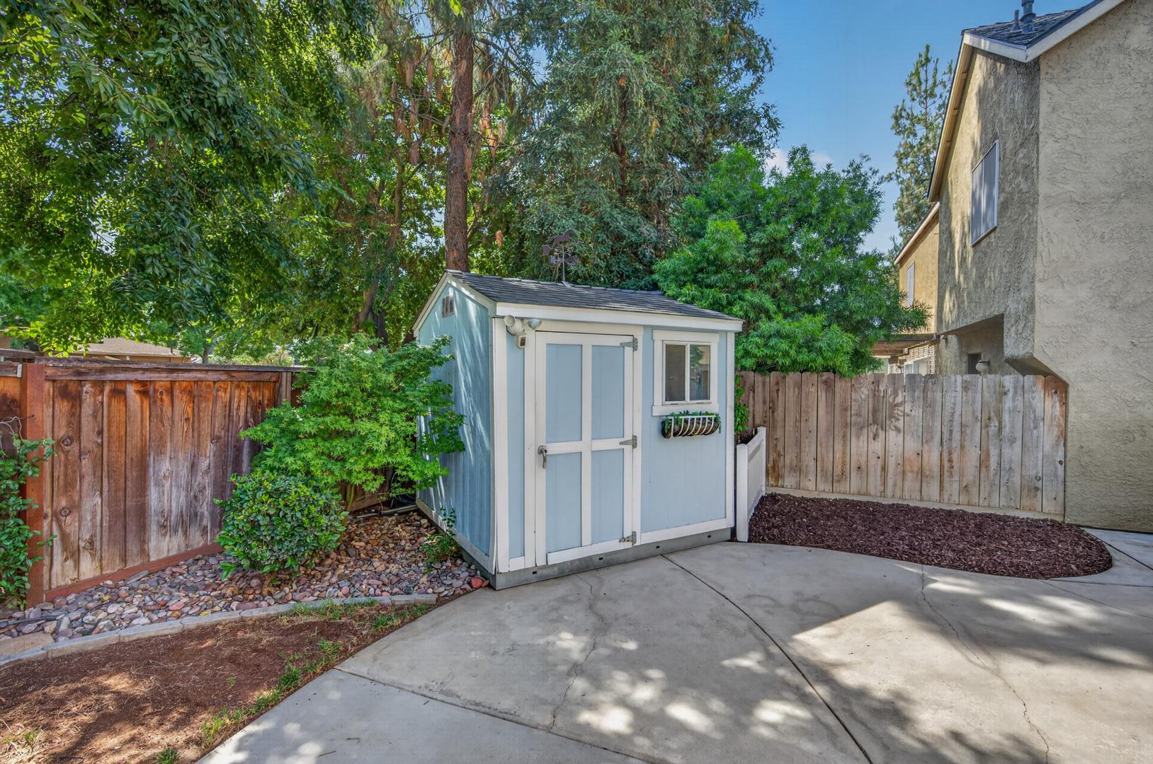 7878 N Meridian Ave, photo 50