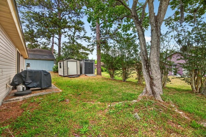 Photo 26 of 8849 Victoria Landing Dr W, Jacksonville, FL 32208, photographed by Megapixeler