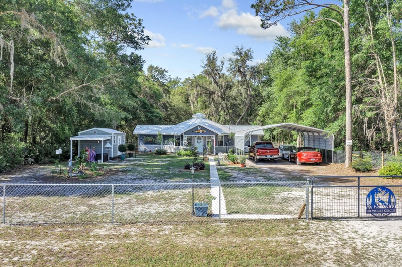 Photo 30 of 185 Violet Cir, Interlachen, FL 32148, photographed by Megapixeler