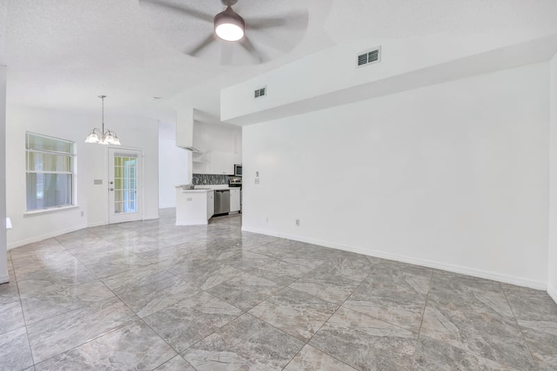 Photo 13 of 435 Jax Estates Dr N, Jacksonville, FL 32218, photographed by Megapixeler