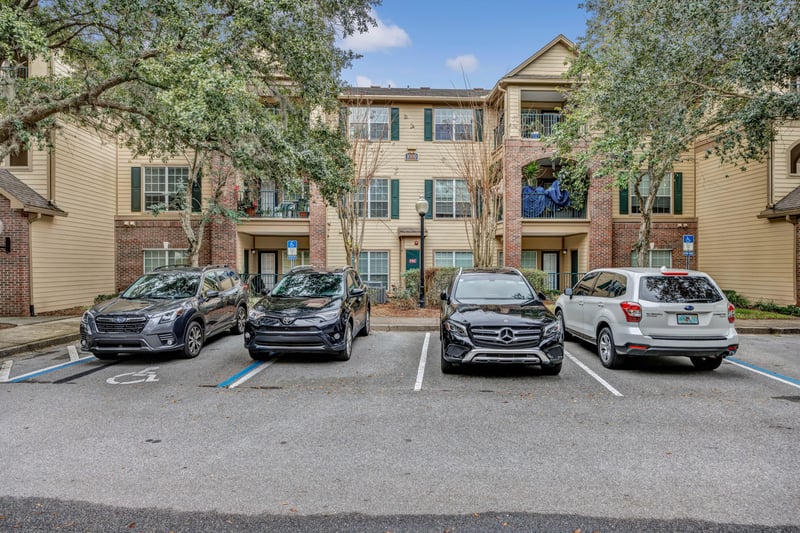 Photo 2 of 7800 Point Meadows Dr unit 1033, Jacksonville, FL 32256, photographed by Megapixeler