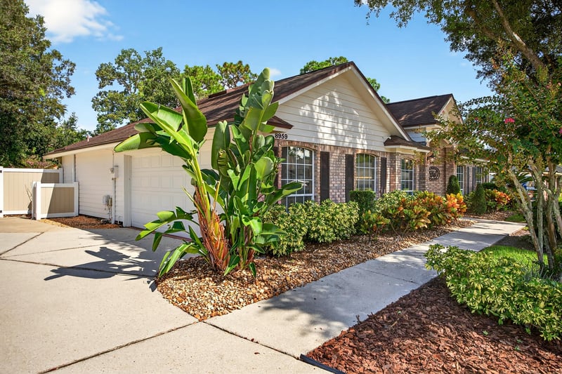 Photo 4 of 8959 Blaine Meadows Dr, Jacksonville, FL 32257, photographed by Megapixeler