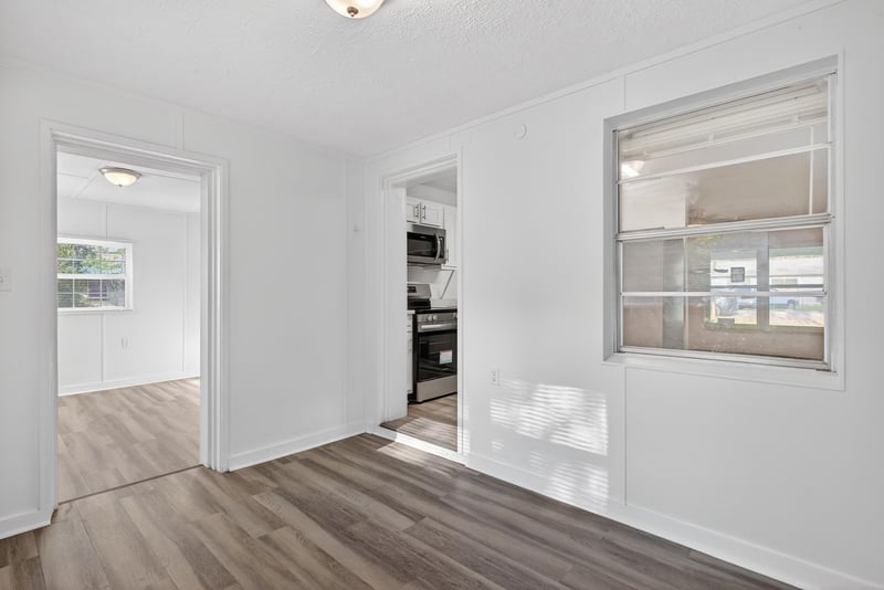 Photo 16 of 1814 Locust Ave, Palatka, FL 32177, photographed by Megapixeler