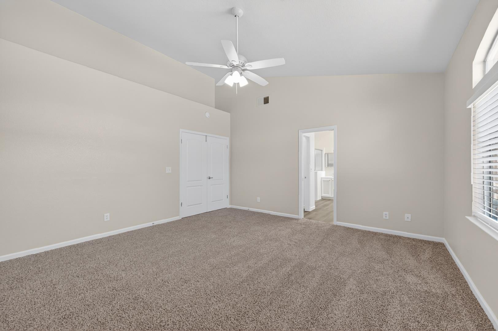 2228 E Yeargin Dr, photo 37
