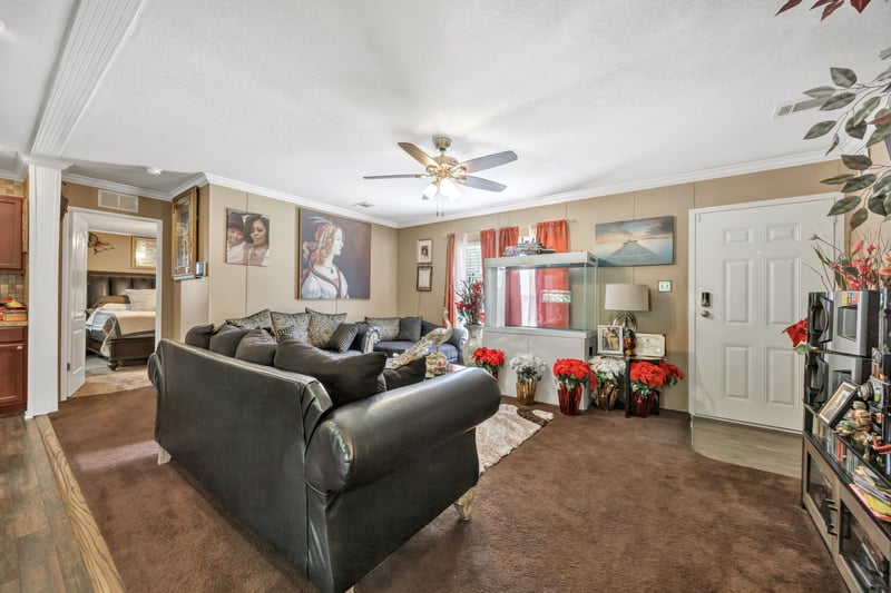 Photo 6 of 6776 Townsend Rd, Jacksonville, FL 32244, photographed by Megapixeler