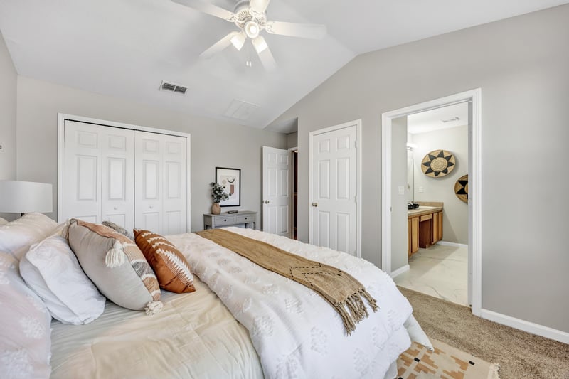 Photo 15 of 5260 Collins Rd unit 907, Jacksonville, FL 32244, photographed by Megapixeler