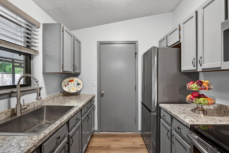 Photo 11 of 6246 Alfredo Dr W, Jacksonville, FL 32244, photographed by Megapixeler