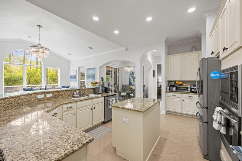 Photo 14 of 552 Saddlestone Dr, Jacksonville, FL 32259, photographed by Megapixeler