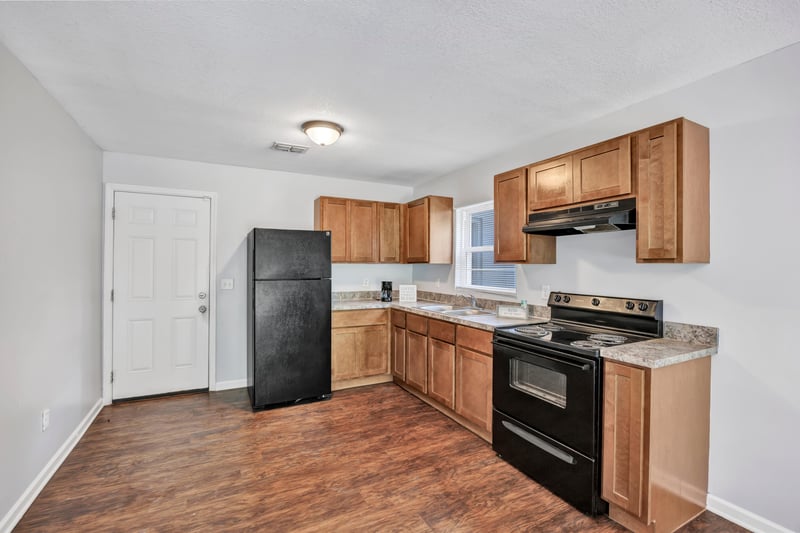 Photo 14 of 8390 Scottish Ct, Jacksonville, FL 32244, photographed by Megapixeler