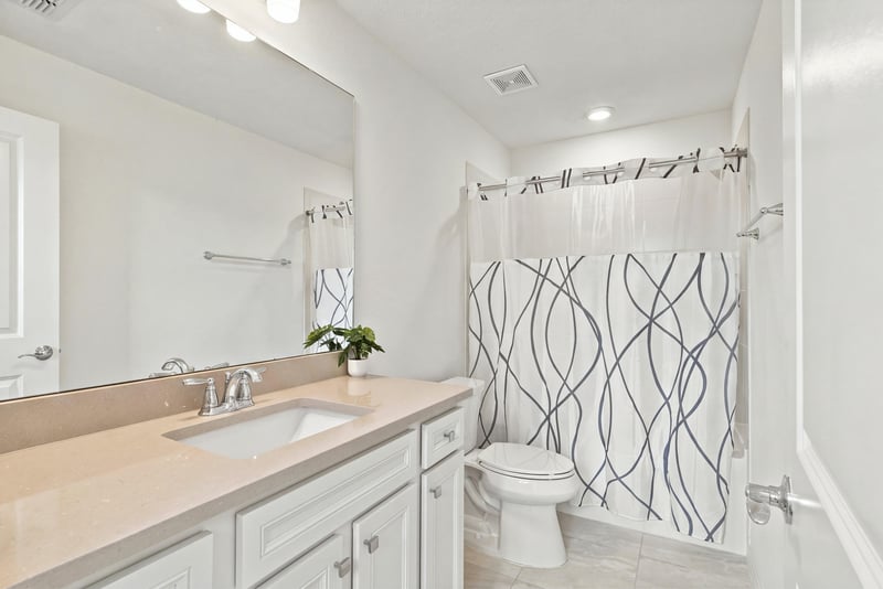 Bathroom sink and shower, photographed by Megapixeler on Torres Trace, St. Augustine