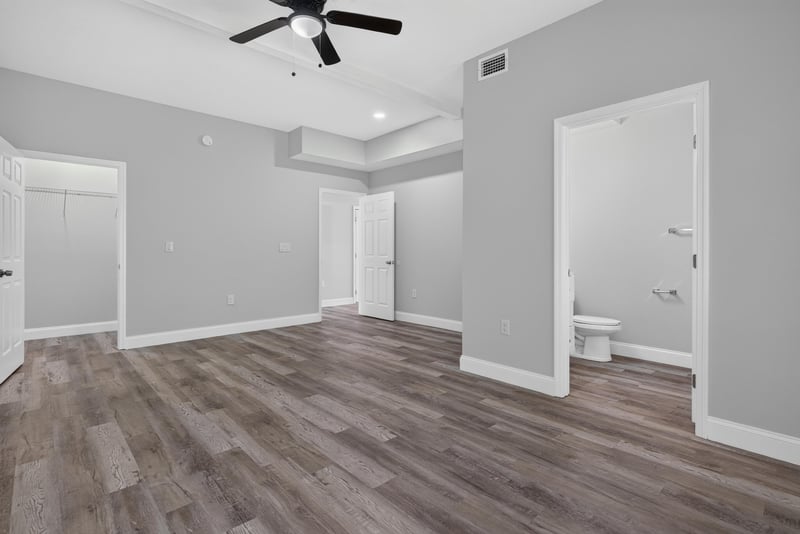 Interior hallway view, photographed by Megapixeler on Lem Turner Rd, Jacksonville
