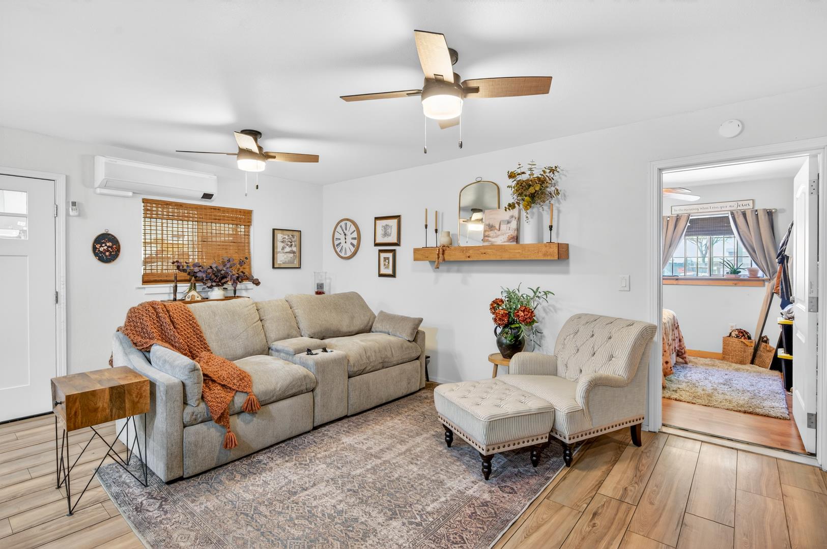 11430 E Saginaw Ave, photo 42