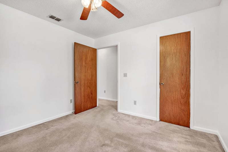 Photo 11 of 7931 118th St, Jacksonville, FL 32244, photographed by Megapixeler