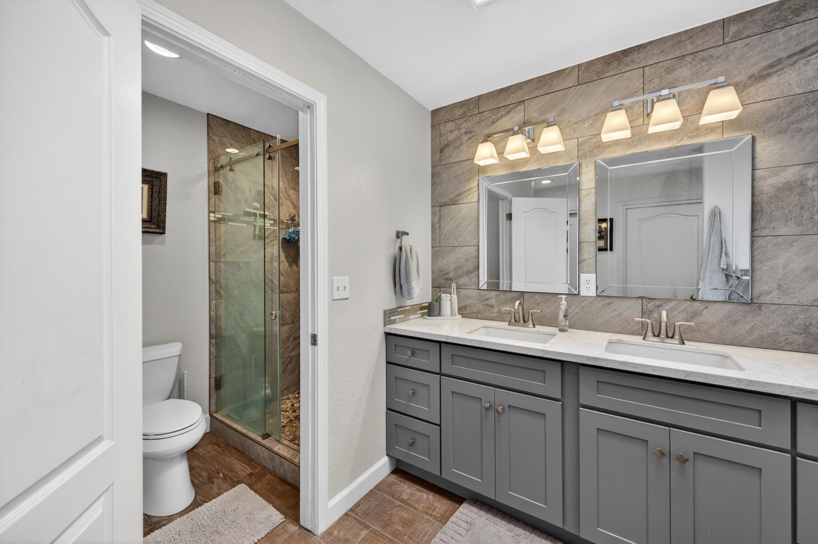 6367 N Selland Ave, photo 36