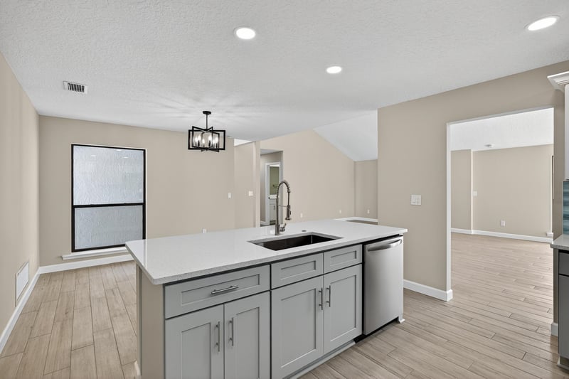 Photo 17 of 5362 Galewind Ln, Jacksonville, FL 32211, photographed by Megapixeler