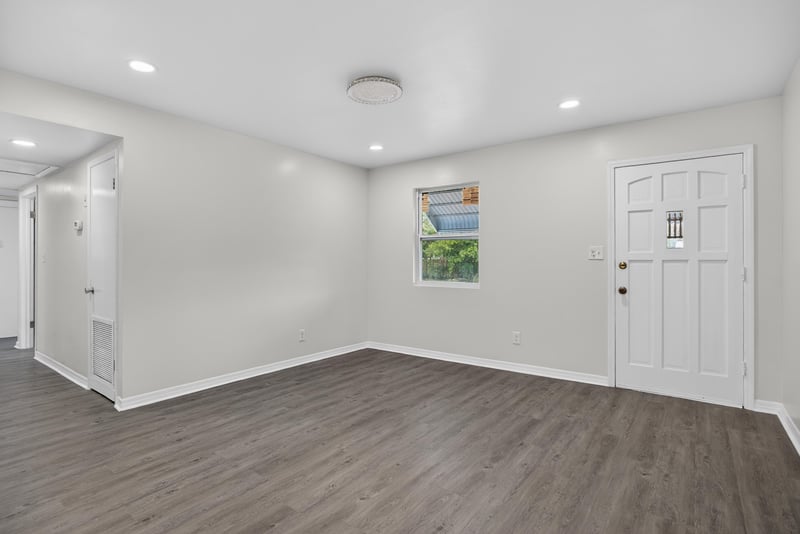 Photo 5 of 10063 Agave Cir N, Jacksonville, FL 32246, photographed by Megapixeler