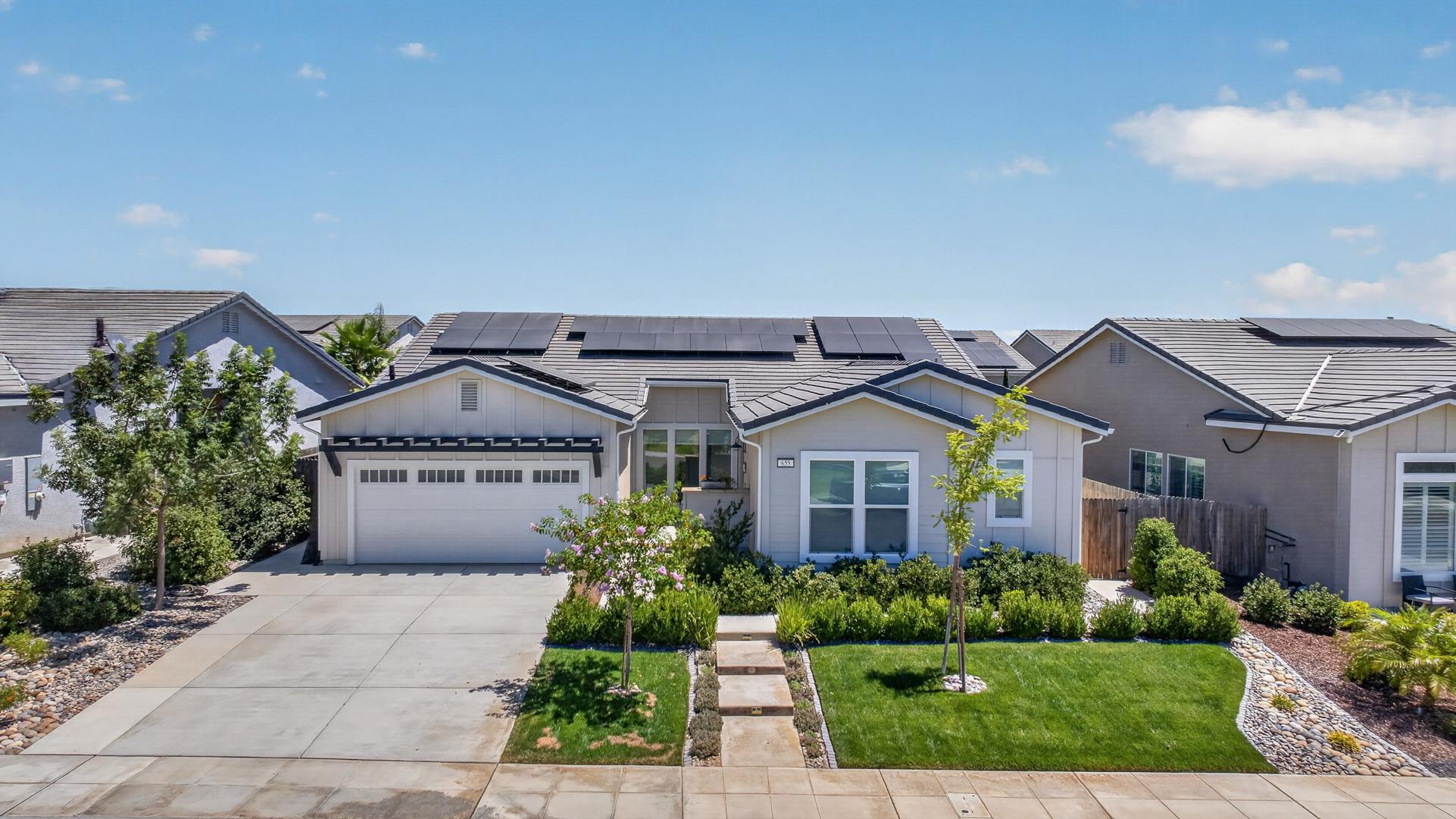 655 Huntington Ave, Madera CA