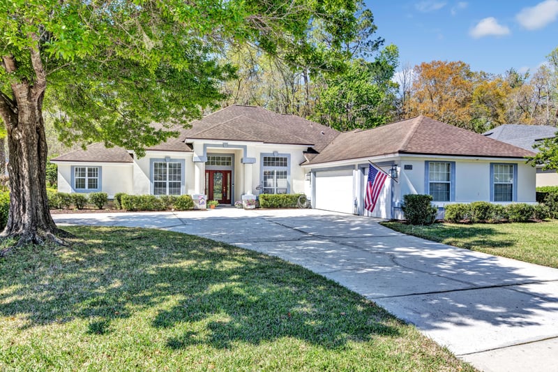 Photo 2 of 636 Wyndham Ct, Orange Park, FL 32073, photographed by Megapixeler