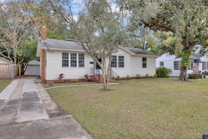 Photo 2 of 1641 Charon Rd, Jacksonville, FL 32205, photographed by Megapixeler