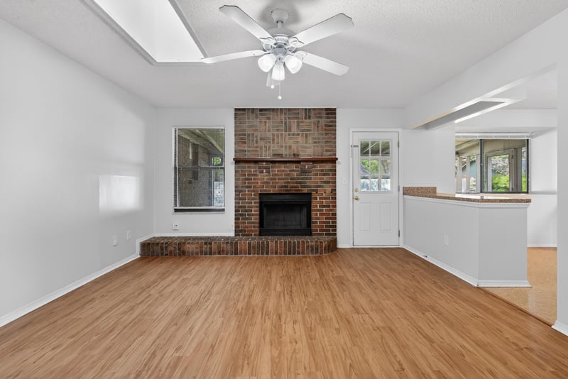Family Room at 516 Penman Rd, Neptune Beach, FL 32266