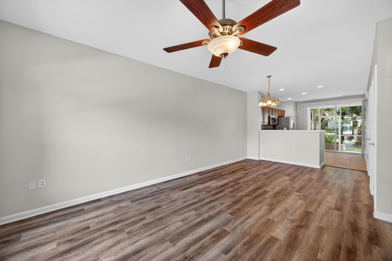 Photo 6 of 8098 Summer Palm Ct, Jacksonville, FL 32256, photographed by Megapixeler
