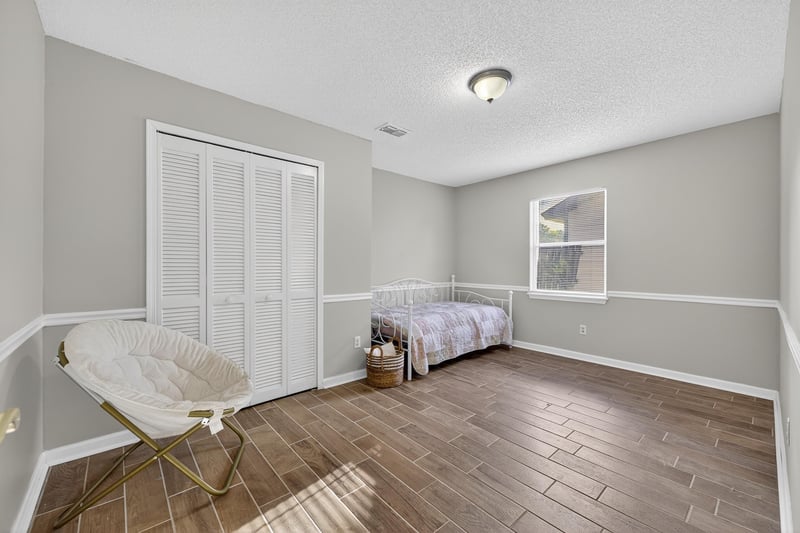 Photo 27 of 478 Shamrock Ave S, Jacksonville, FL 32218, photographed by Megapixeler