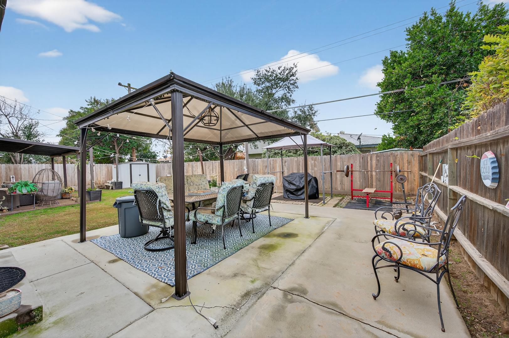 1334 Karen Ave, photo 38