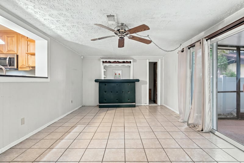 Photo 25 of 6871 Hyde Grove Ave, Jacksonville, FL 32210, photographed by Megapixeler