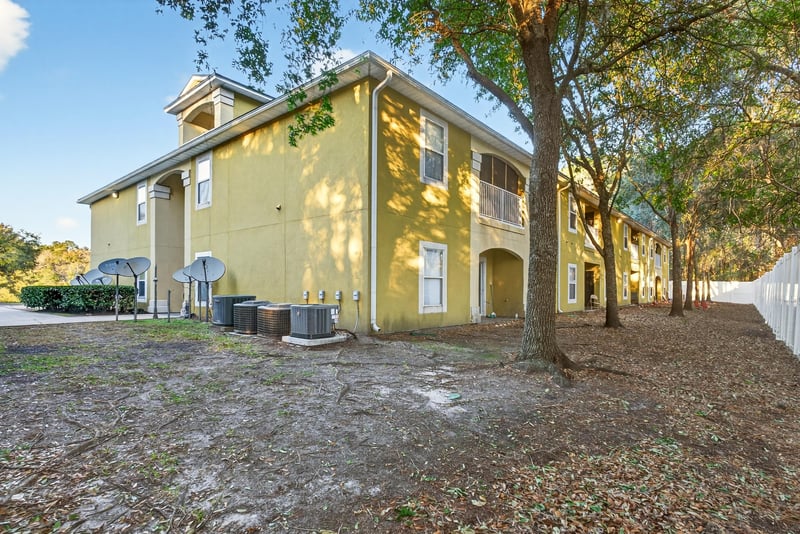 Photo 32 of 3690 Kirkpatrick Cir #12, Jacksonville, FL 32210, photographed by Megapixeler