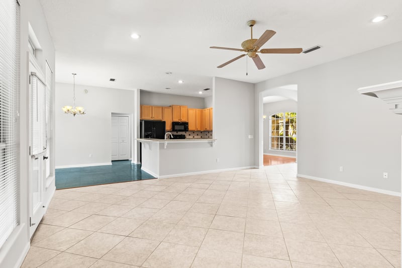 Linda (27) at 1625 Pinecrest Dr, Orange Park, FL 32003