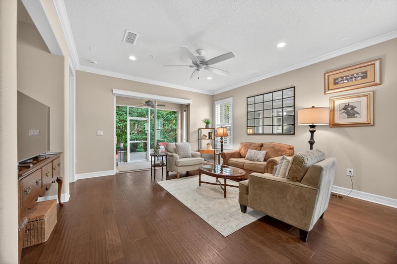 Living Room at 11736 Surfbird Cir, Jacksonville, FL 32256