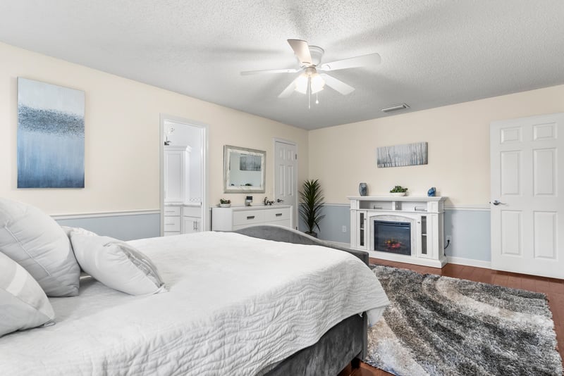 Photo 62 of 10928 Copper Hill Dr, Jacksonville, FL 32218, photographed by Megapixeler