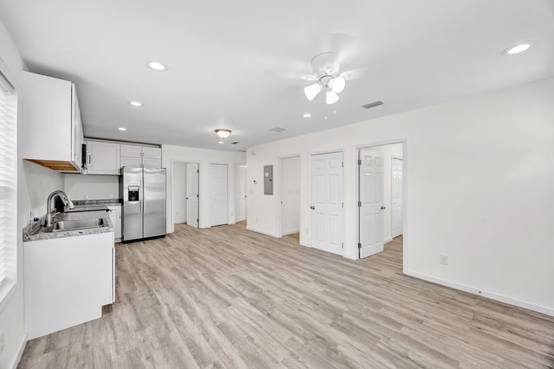 Photo 7 of 2311 Wooddale St, Jacksonville, FL 32207, photographed by Megapixeler