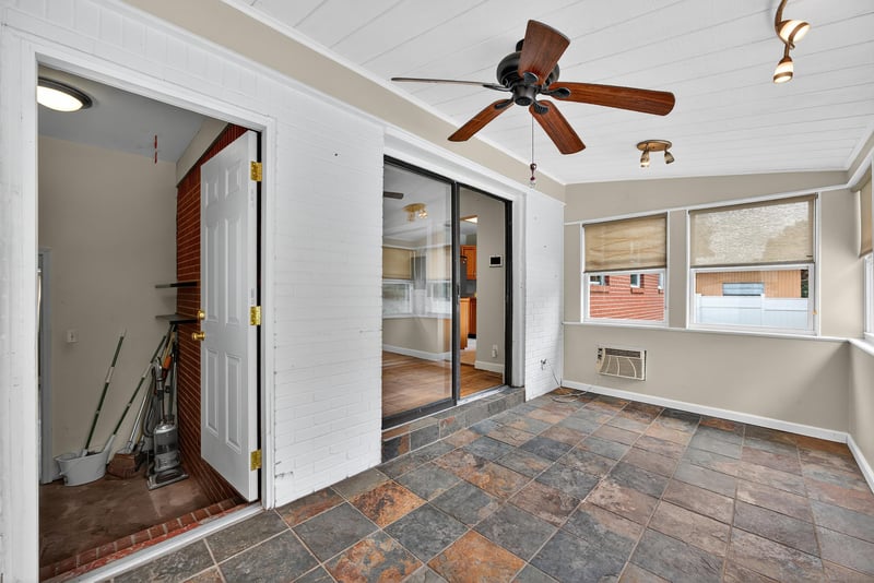 Photo 31 of 3424 Cesery Blvd, Jacksonville, FL 32277, photographed by Megapixeler