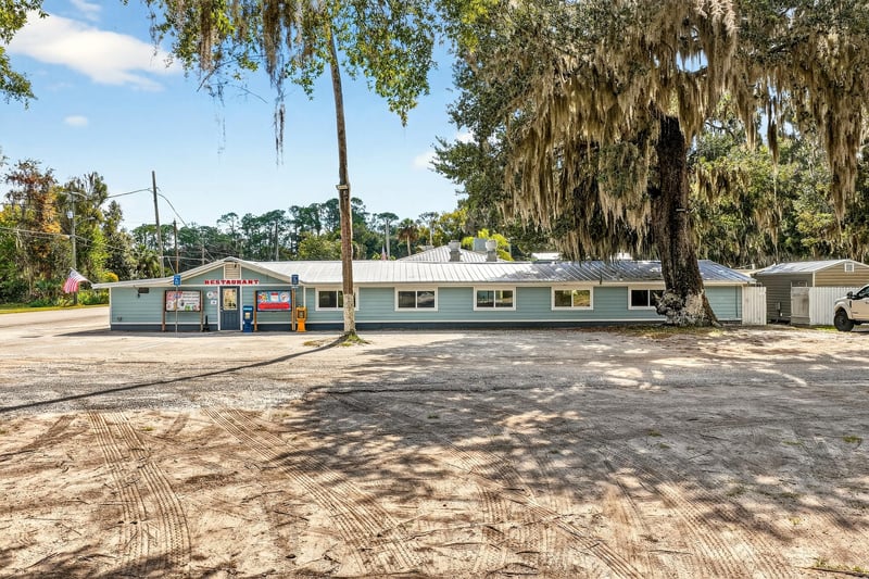 Photo 7 of 765 3rd Ave, Welaka, FL 32193, photographed by Megapixeler