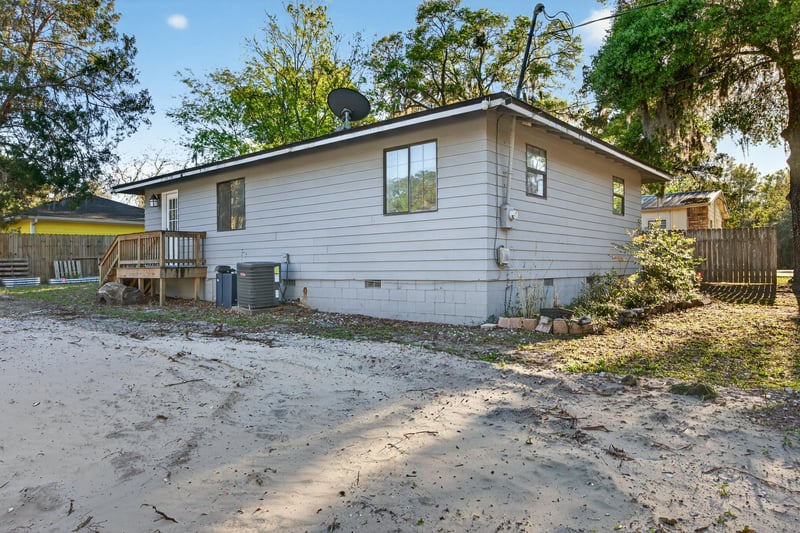 Photo 24 of 591 Julia St, St. Augustine, FL 32084, photographed by Megapixeler