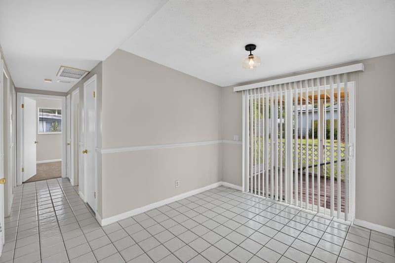 Hallway with tile flooring at 87 Saratoga Cir S, Atlantic Beach, FL