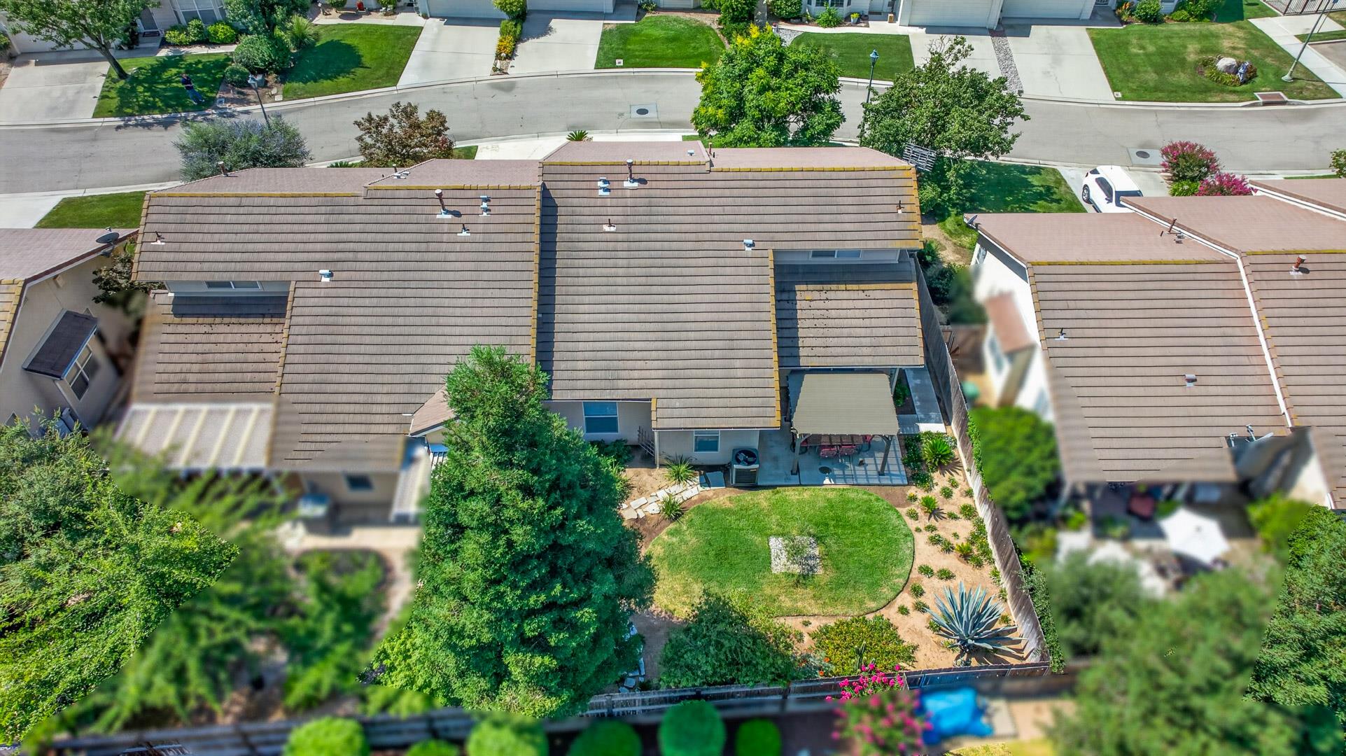 337 Village Dr, photo 15